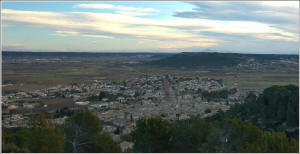 Vue gnrale de Calvisson. Cliquez sur l'image pour l'agrandir.